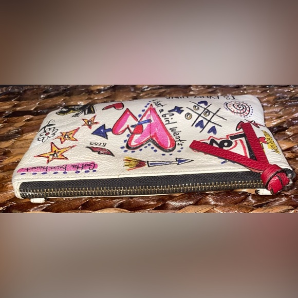 Brighton Gotta Have Heart Pouch Brighton clutch White Multi Brighton bag Handbag - Picture 3 of 5